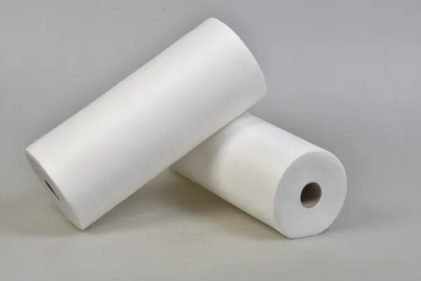 Серветки в рулоні Doily 20*20 см(100 шт/пач) зі спанлейсу 40 г/м2, гладка