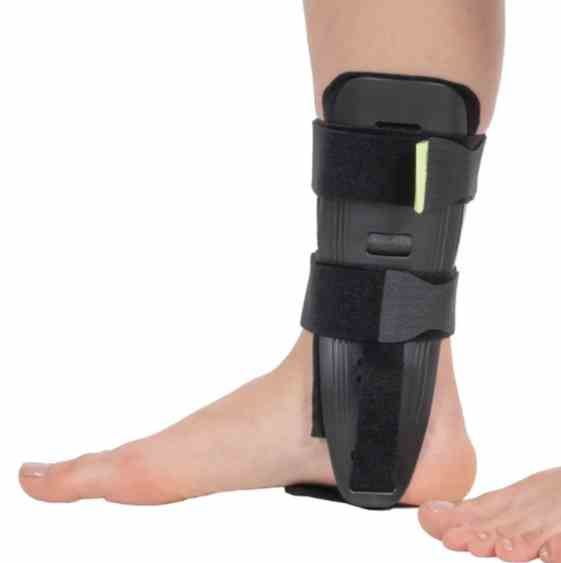 Ортез на гомілковостопний суглоб з гелевими вставками W616 Універсальний