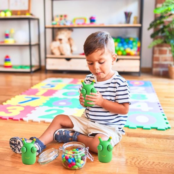 Игрушка-антистресс "Садовый червячок"