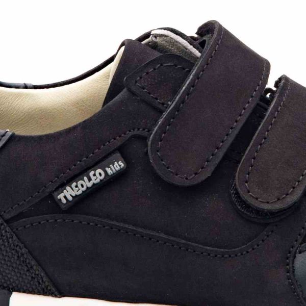 Ортопедические кроссовки для мальчика Theo Leo 926