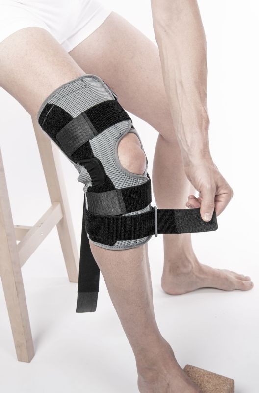 Бандаж на колінний суглоб посилений Knee Brace Long, ORT-90102, Orthoteh (Болгарія)