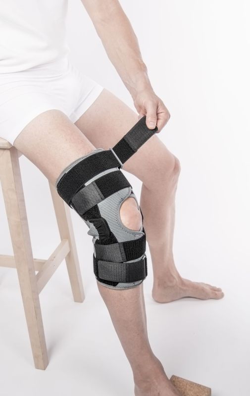 Бандаж на колінний суглоб посилений Knee Brace Long, ORT-90102, Orthoteh (Болгарія)