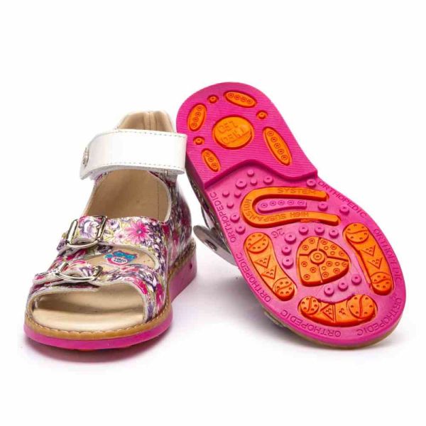 Ортопедические босоножки для девочки.