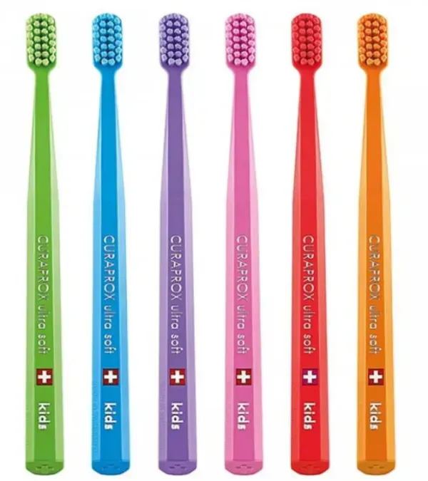 Детская зубная щетка "ultrasoft",d 0,09 мм (4-12 лет), полиэтиленовая прозрачная упаковка