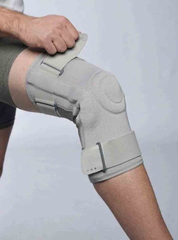 Фіксатор колінного суглоба Extra з поліцентричним шарніром, Orthoteh 