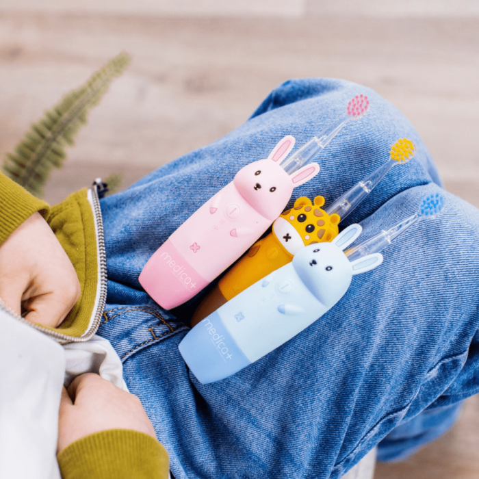 Дитяча зубна щітка MEDICA+ KidsBrush 2.0 Yellow + Насадки (6 шт)