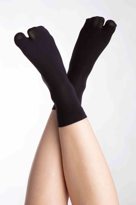 Шкарпетки бавовняні універсальні з роздільником пальців, чорний, (6020), Hallufix (Німеччина)