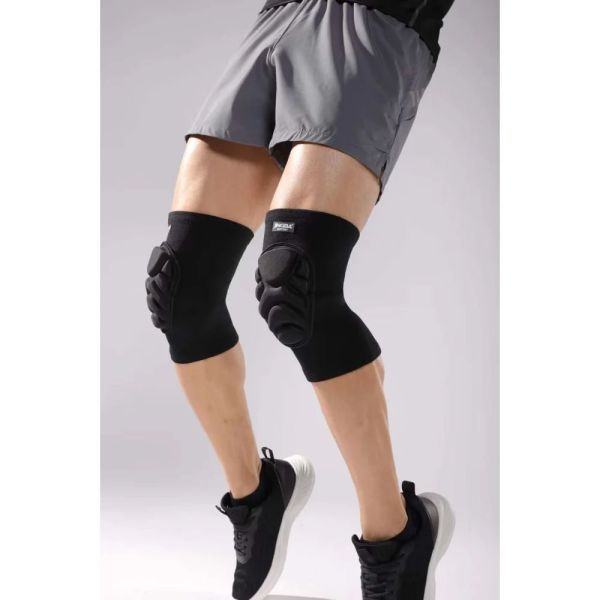 Захисні наколінники чорні універсальні D&N для саду та спорту