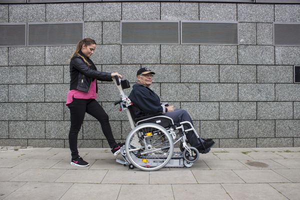 Сходовий гусечний підйомник до 150 кг SUNWA SA-S